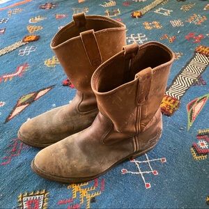 Red wing distressed vtg pecos boots 10.5 D